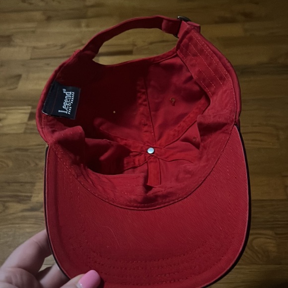 MAKERS MARK WHISKEY MENS ADJUSTABLE RED HAT CAP USED EMBROIDERED 100% COTTON - Picture 7 of 9